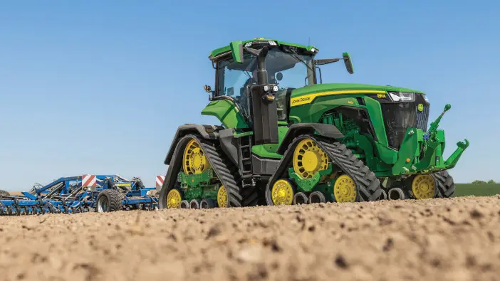 Trattore agricolo